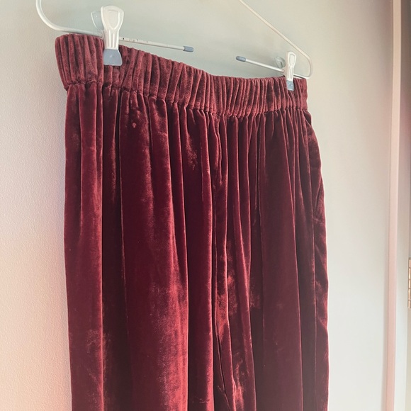 Madewell Velvet Festive Holiday Pants - Picture 4 of 5